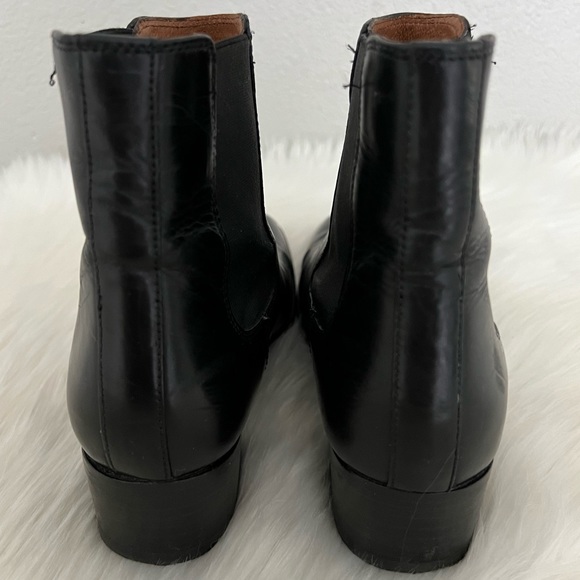 Frye Dara Black Leather Pull On Chelsea Bootie Ankle Boot Size 6.5 - Picture 6 of 10